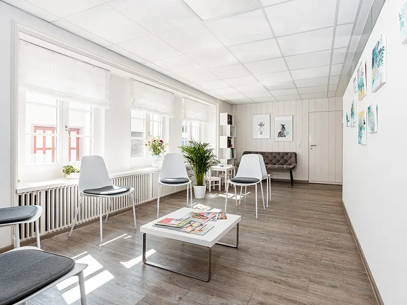 Das Wartezimmer von KFO-Todtnau by Dr. Andrea Schiefer